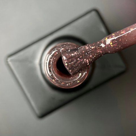 Базове покриття з легким світловідбиваючим ефектом Diamond Base Designer Professional 9 мл. №270 009994 фото
