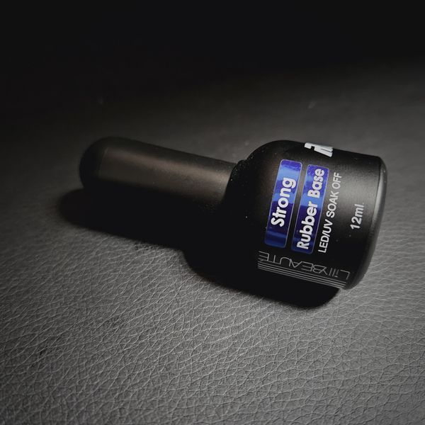 Базове покриття Lilly Beaute Strong Rubber Base Soak Off 12мл. 003401 фото