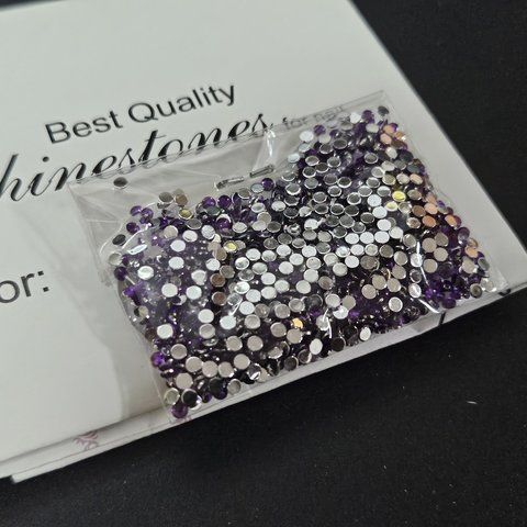 Стразы для дизайна ногтей Rhinestones for nails камни фиолетовые 008596 фото